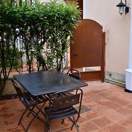 Duomo26 Boutique Apartment Ντεζεντσάνο ντελ Γκάρντα Εξωτερικό φωτογραφία