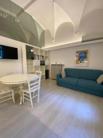 Duomo26 Boutique Apartment Ντεζεντσάνο ντελ Γκάρντα Εξωτερικό φωτογραφία