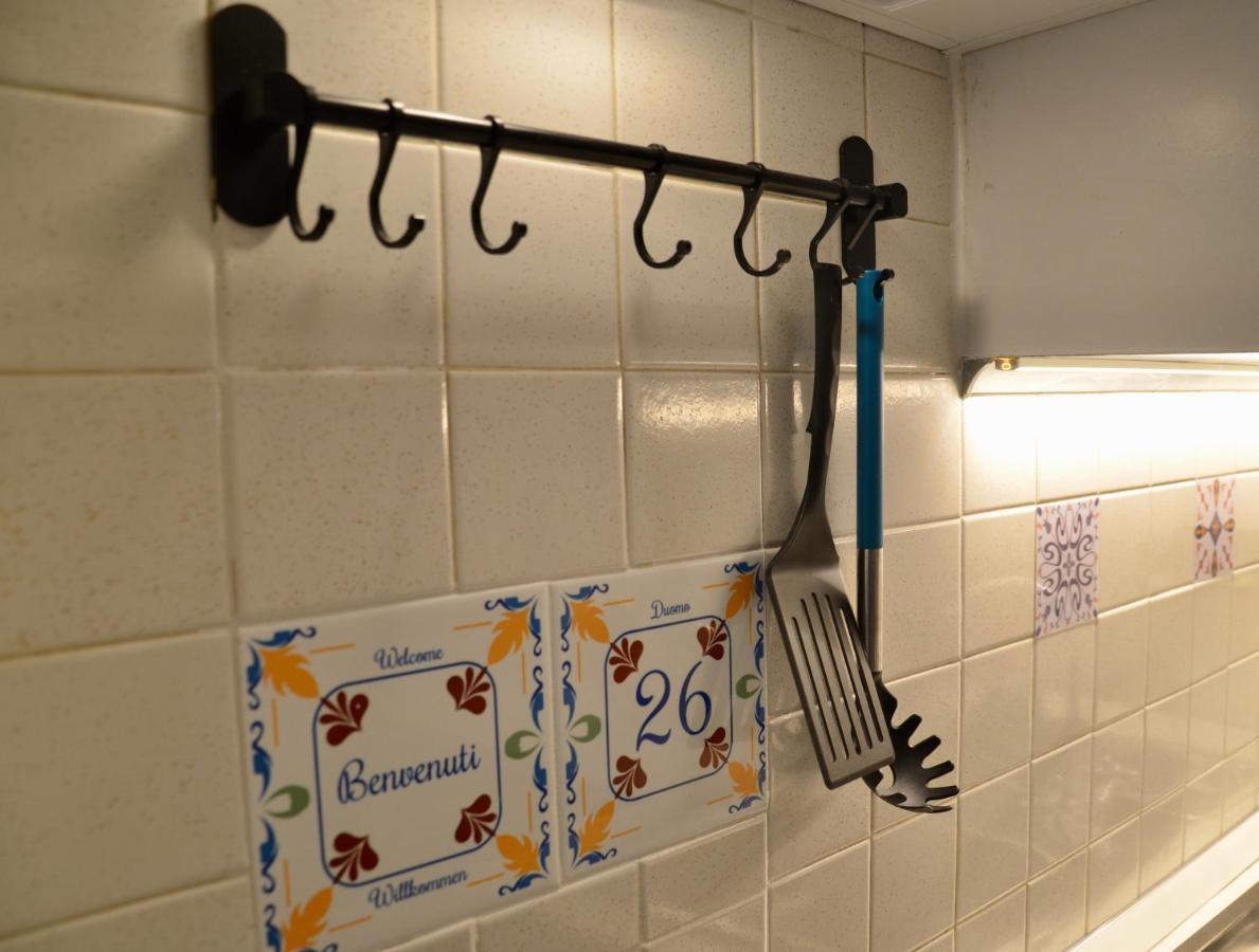 Duomo26 Boutique Apartment Ντεζεντσάνο ντελ Γκάρντα Εξωτερικό φωτογραφία